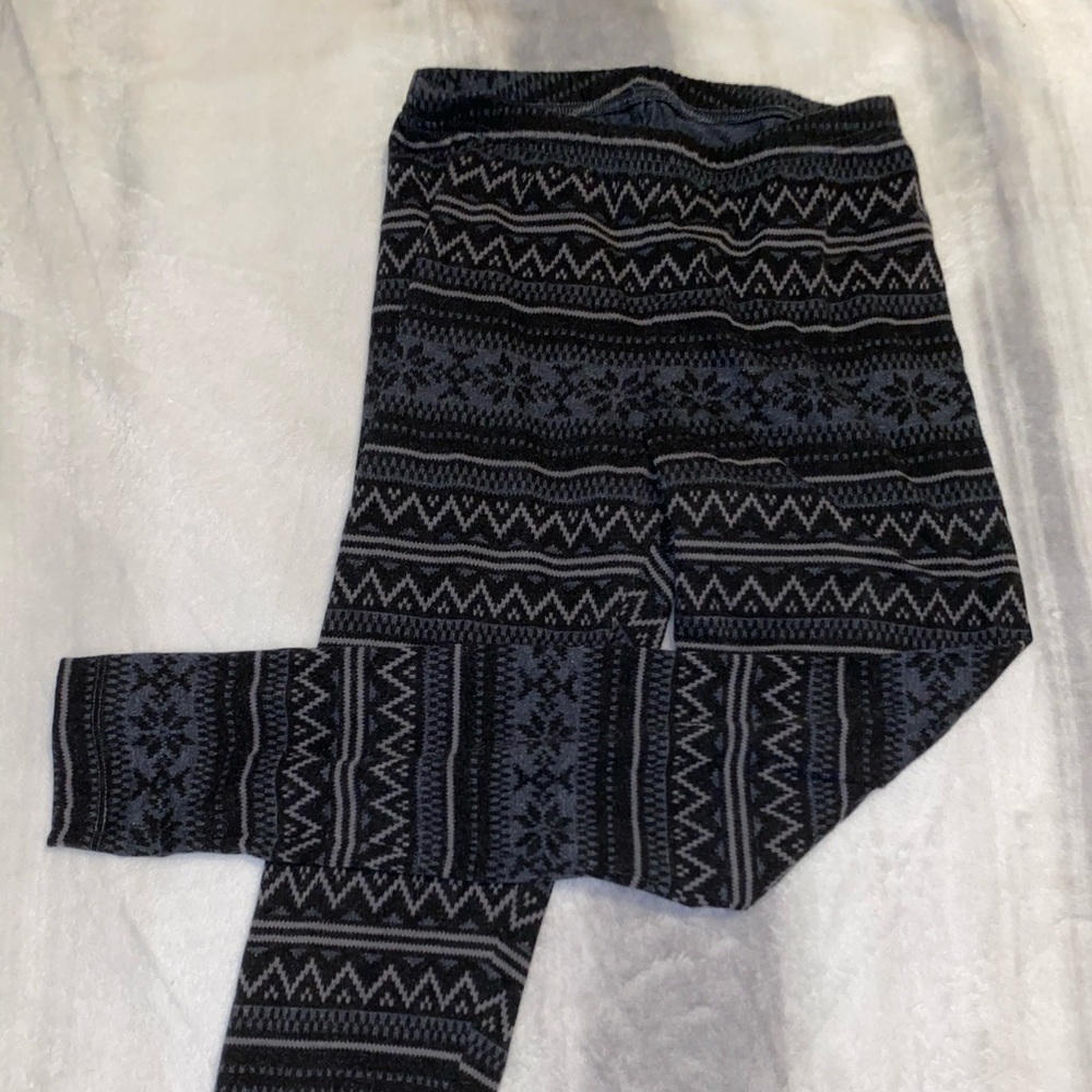 Leggings.